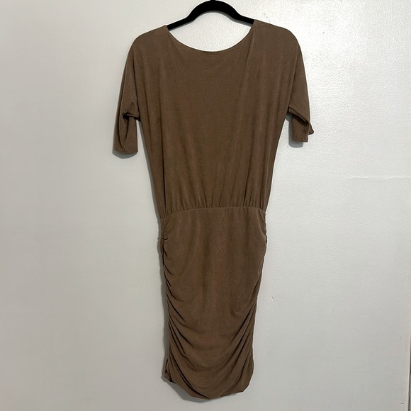 HOLLYWORLD - Picture 1 of 14